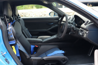 ポルシェ 718 ケイマン GT4RS