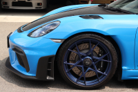 ポルシェ 718 ケイマン GT4RS