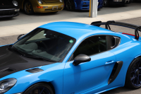 ポルシェ 718 ケイマン GT4RS