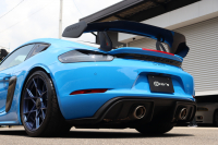 ポルシェ 718 ケイマン GT4RS