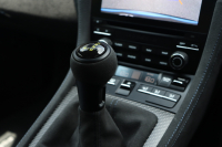 ポルシェ 718 ケイマン GT4RS