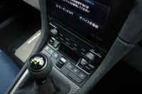 ポルシェ 718 ケイマン GT4RS