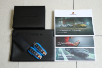 ポルシェ 718 ケイマン GT4RS