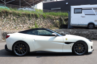 フェラーリ ポルトフィーノ 