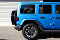 ジープ ラングラー アンリミテッド　サハラ　スカイワンタッチパワートップ4WD