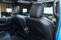 ジープ ラングラー アンリミテッド　サハラ　スカイワンタッチパワートップ4WD