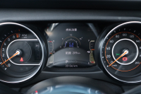 ジープ ラングラー アンリミテッド　サハラ　スカイワンタッチパワートップ4WD