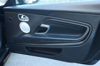 アストンマーティン DB11 V8