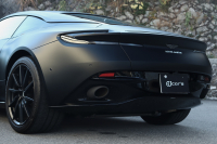 アストンマーティン DB11 V8