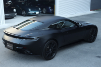 アストンマーティン DB11 V8