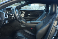 アストンマーティン DB11 V8