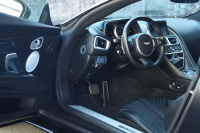 アストンマーティン DB11 V8