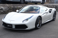 フェラーリ 488スパイダー F1DCT左ハンドル