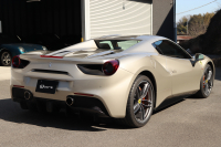 フェラーリ 488スパイダー F1DCT左ハンドル