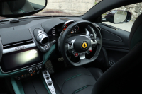 フェラーリ GTC4 ルッソ V12