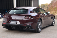 フェラーリ GTC4 ルッソ V12