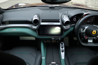 フェラーリ GTC4 ルッソ V12