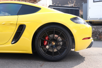 ポルシェ 718 ケイマン GTS4.0