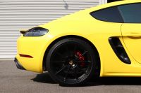 ポルシェ 718 ケイマン GTS4.0