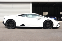 ランボルギーニ ウラカン EVO 4WD