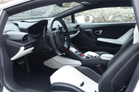 ランボルギーニ ウラカン EVO 4WD