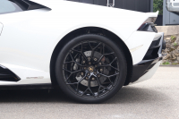 ランボルギーニ ウラカン EVO 4WD