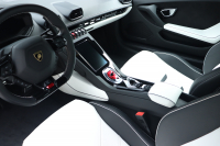 ランボルギーニ ウラカン EVO 4WD