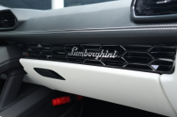 ランボルギーニ ウラカン EVO 4WD