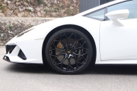 ランボルギーニ ウラカン EVO 4WD