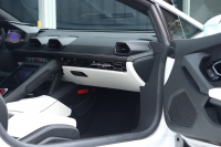 ランボルギーニ ウラカン EVO 4WD