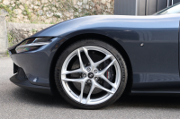 フェラーリ ローマ F1 DCT