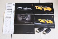 ランボルギーニ アヴェンタドール LP750-4 SV