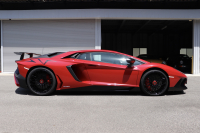 ランボルギーニ アヴェンタドール LP750-4 SV