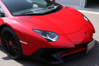 ランボルギーニ アヴェンタドール LP750-4 SV
