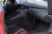 ランボルギーニ アヴェンタドール LP750-4 SV