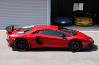 ランボルギーニ アヴェンタドール LP750-4 SV