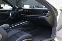 ポルシェ 911(Type992) カレラ