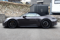 ポルシェ 911(Type992) カレラ4GTSカブリオレ