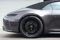 ポルシェ 911(Type992) カレラ4GTSカブリオレ