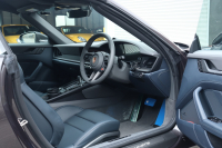 ポルシェ 911(Type992) カレラ4GTSカブリオレ