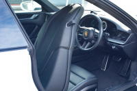 ポルシェ 911(Type992) カレラ　PDK