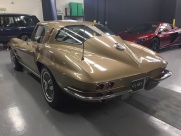 シボレー コルベット C2　スプリットウインドウ