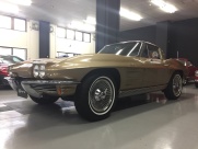 シボレー コルベット C2　スプリットウインドウ