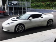 ロータス エヴォーラ 2プラス2シーター