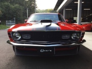 フォード マスタング MACH1