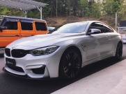 BMW Mシリーズ M4　DCT　ドライブロジック