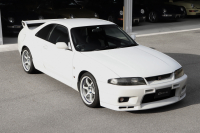 日産 スカイライン GT-R 