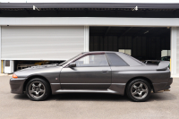 日産 スカイライン GT-R 