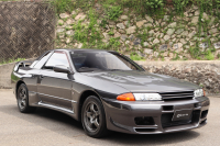 日産 スカイライン GT-R 