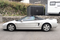 ホンダ NSX ベースグレード